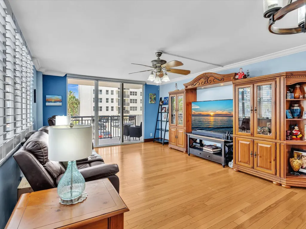 1147 Hillsboro Mile Hillsboro Beach FL 33062