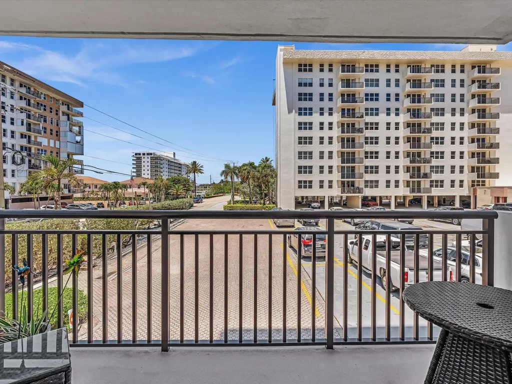 1147 Hillsboro Mile Hillsboro Beach FL 33062