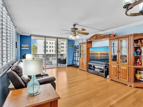 1147 Hillsboro Mile Hillsboro Beach FL 33062
