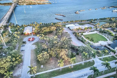 701 N Indian River Drive Fort Pierce FL 34950