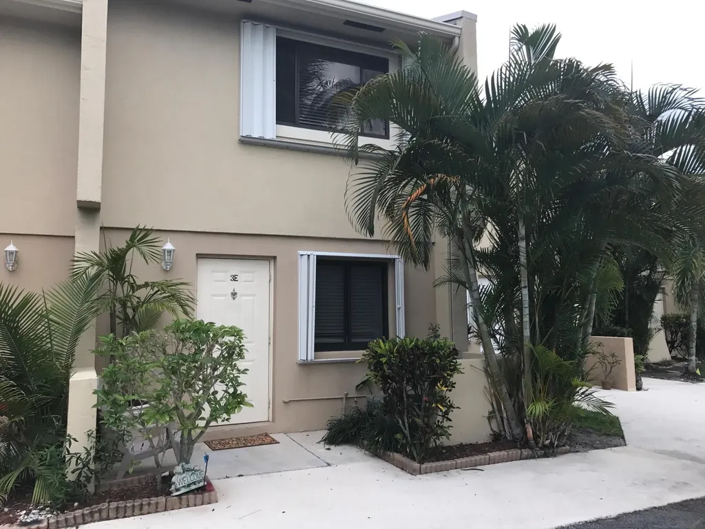 139 Sparrow Drive Royal Palm Beach FL 33411