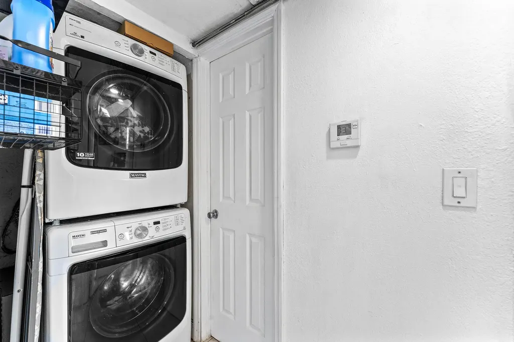 250 NW 43rd Place Pompano Beach FL 33064