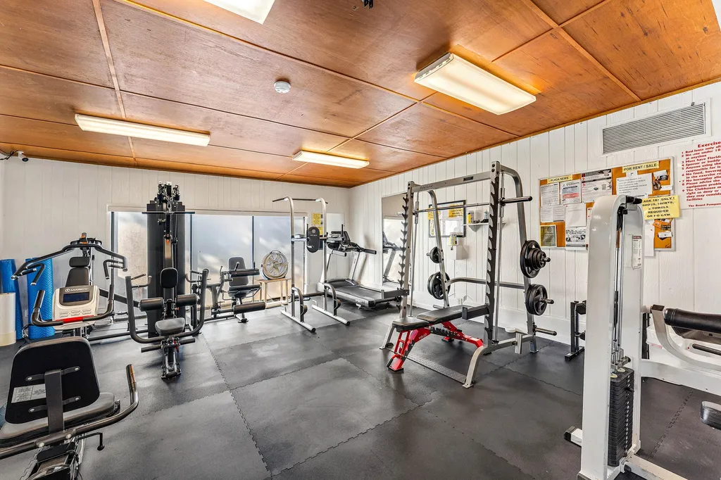 250 NW 43rd Place Pompano Beach FL 33064