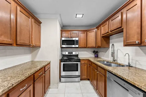 250 NW 43rd Place Pompano Beach FL 33064