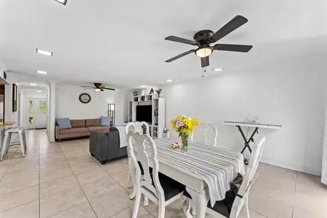 250 NW 43rd Place Pompano Beach FL 33064