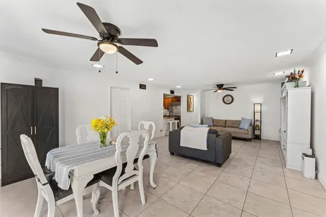 250 NW 43rd Place Pompano Beach FL 33064