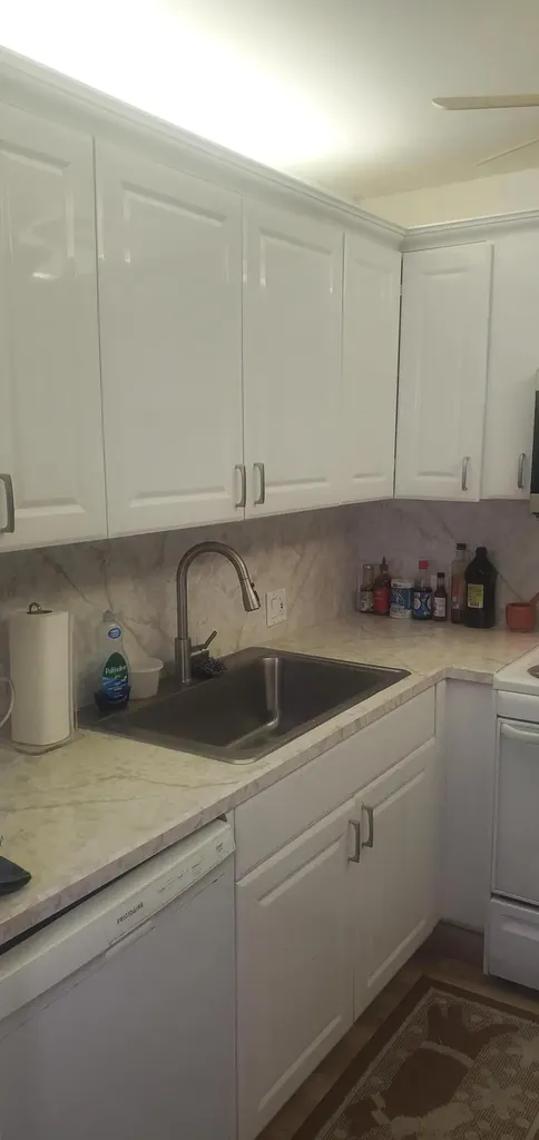 390 Fanshaw J Boca Raton FL 33434