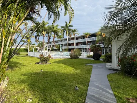 161 NE 10th Avenue Hallandale Beach FL 33009