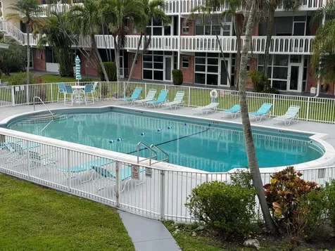 161 NE 10th Avenue Hallandale Beach FL 33009