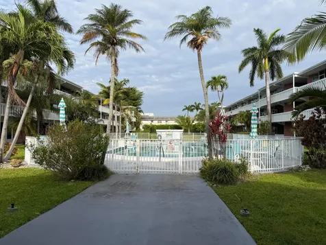 161 NE 10th Avenue Hallandale Beach FL 33009