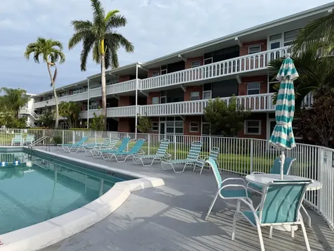 161 NE 10th Avenue Hallandale Beach FL 33009