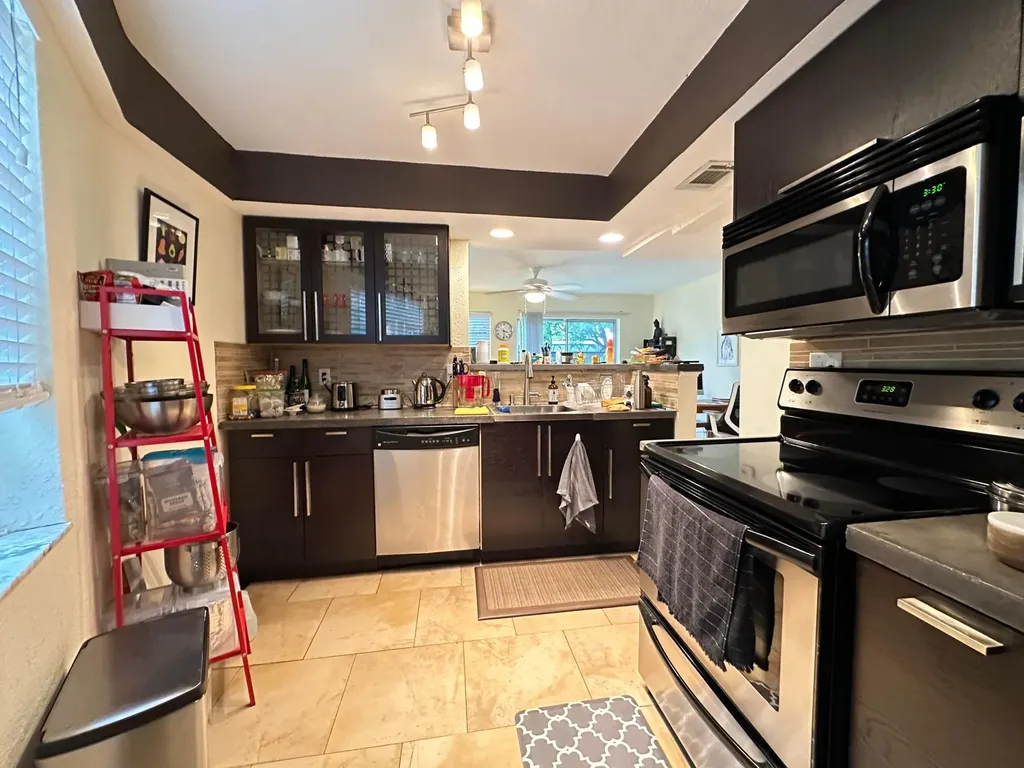 5811 NE 14th Road Fort Lauderdale FL 33334