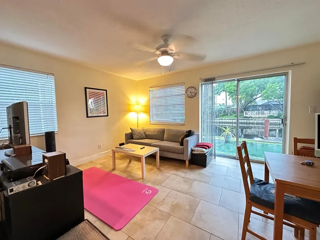 5811 NE 14th Road Fort Lauderdale FL 33334