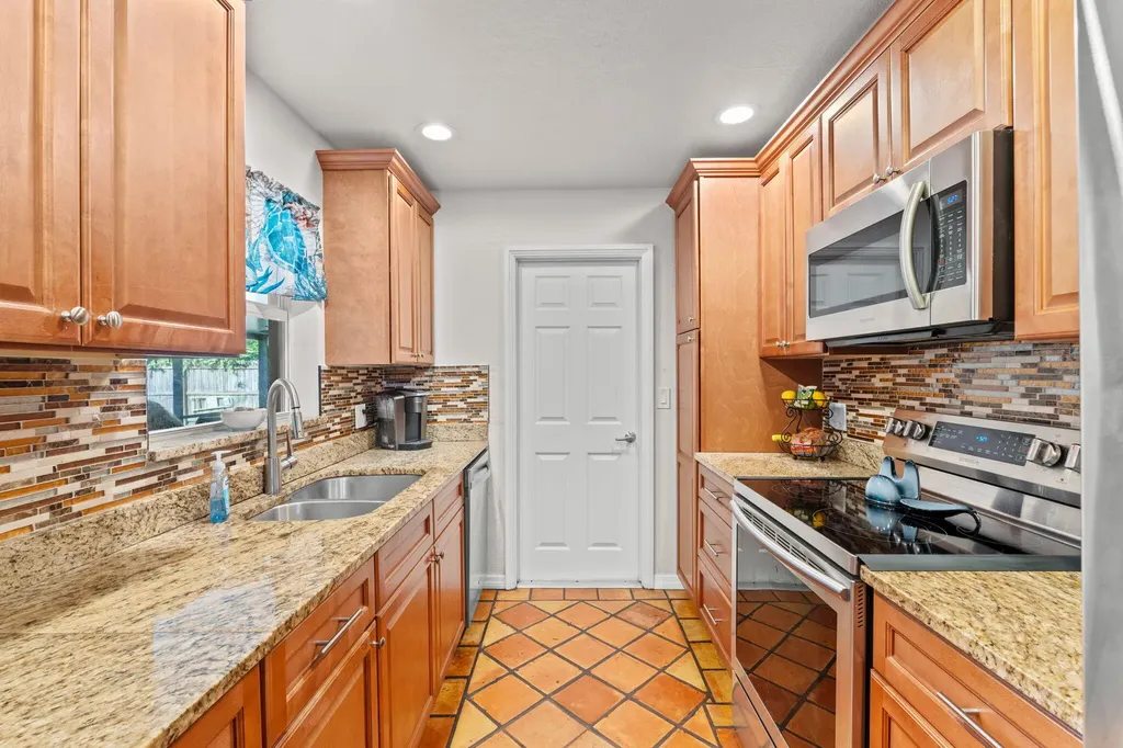 6537 Monmouth Road West Palm Beach FL 33413