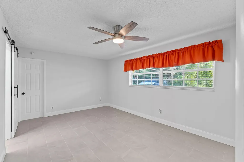 6537 Monmouth Road West Palm Beach FL 33413