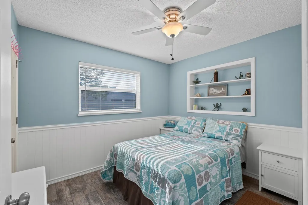6537 Monmouth Road West Palm Beach FL 33413