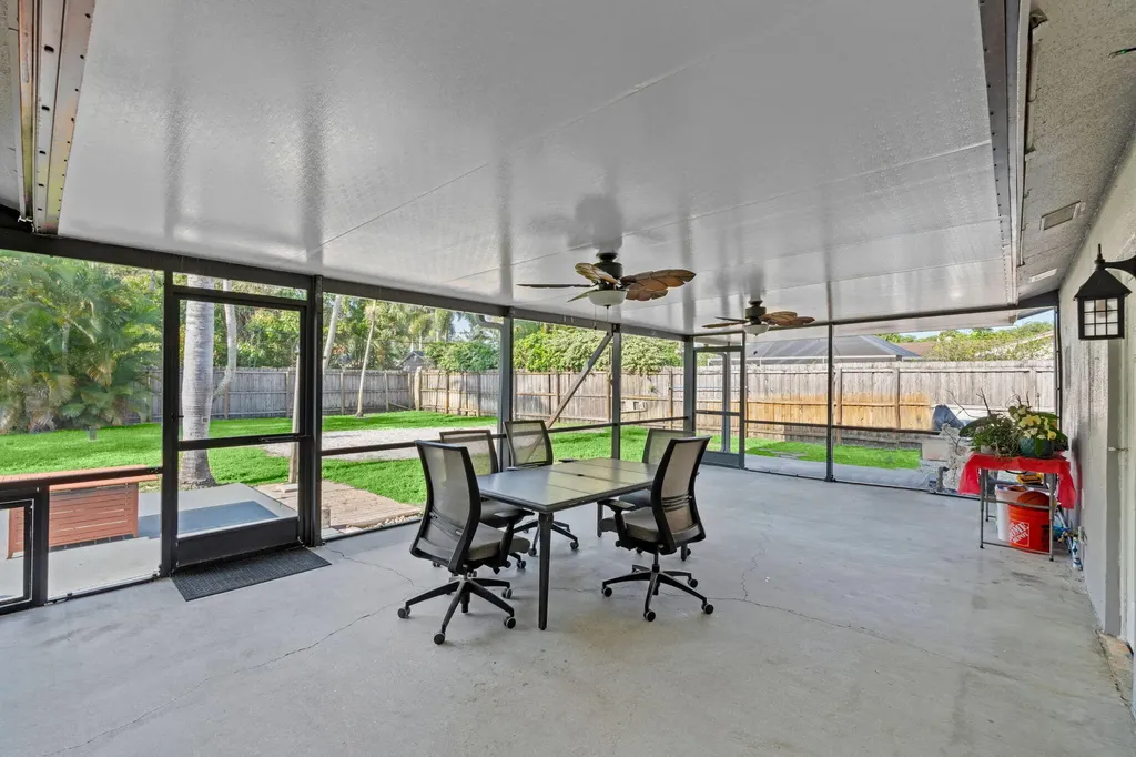 6537 Monmouth Road West Palm Beach FL 33413