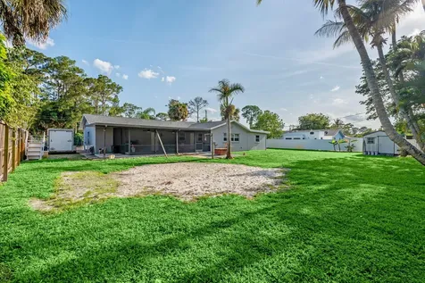 6537 Monmouth Road West Palm Beach FL 33413