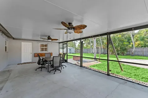 6537 Monmouth Road West Palm Beach FL 33413