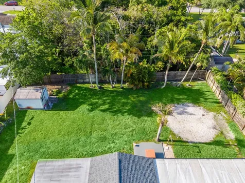 6537 Monmouth Road West Palm Beach FL 33413