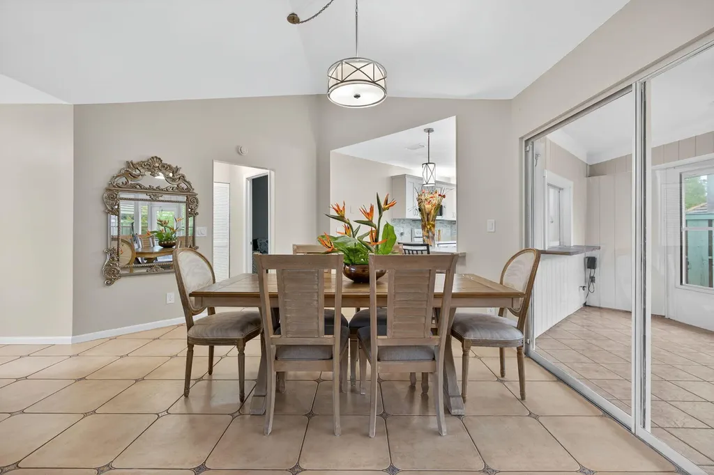 1127 E Seminole Avenue Jupiter FL 33477