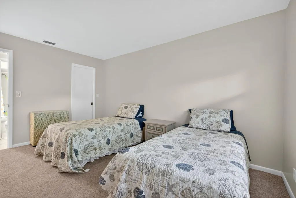 1127 E Seminole Avenue Jupiter FL 33477
