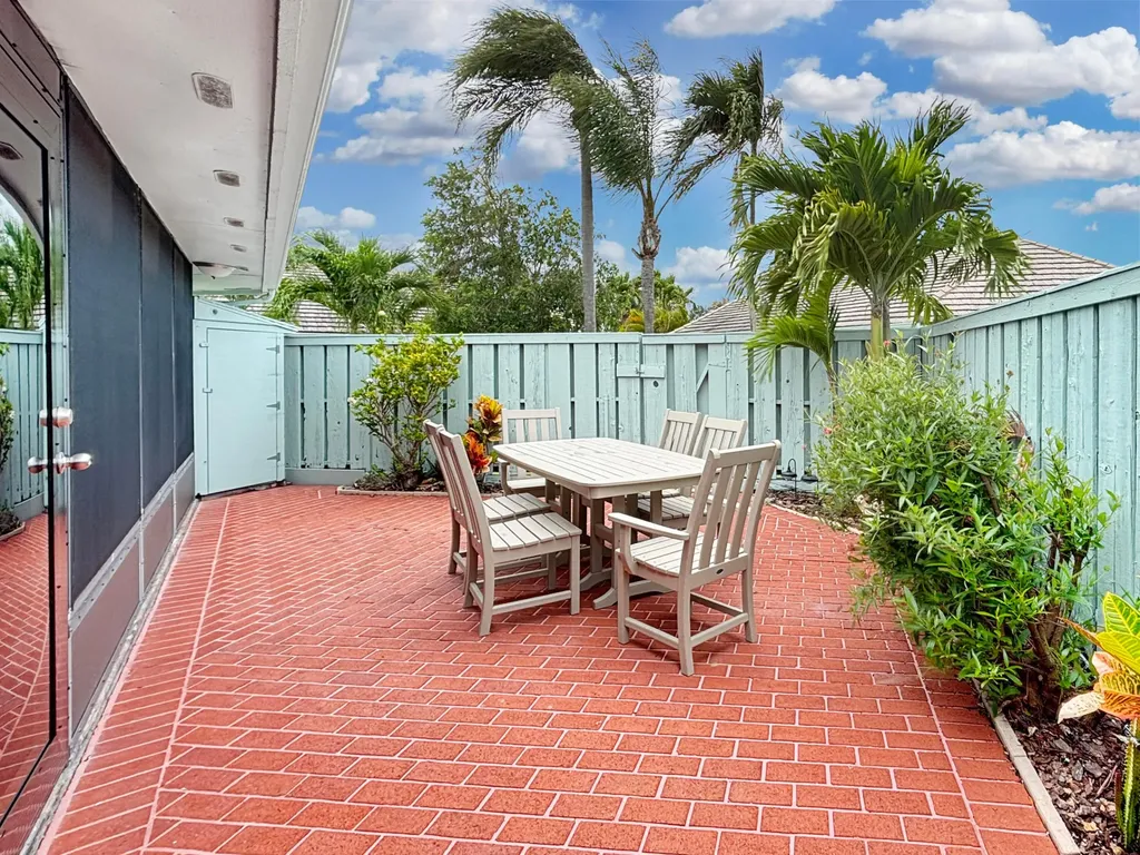 1127 E Seminole Avenue Jupiter FL 33477