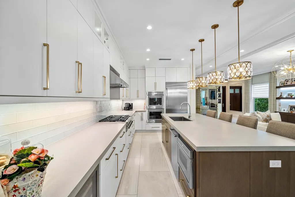 436 NE Wavecrest Way Boca Raton FL 33432