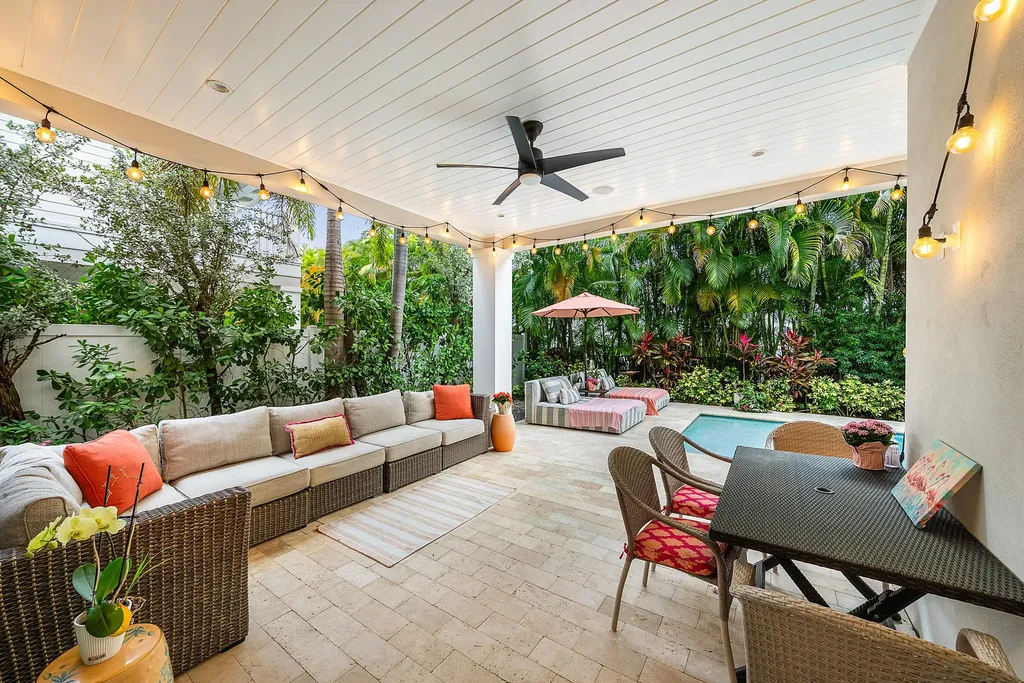 436 NE Wavecrest Way Boca Raton FL 33432