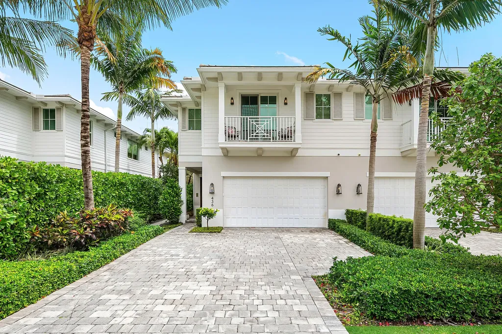 436 NE Wavecrest Way Boca Raton FL 33432