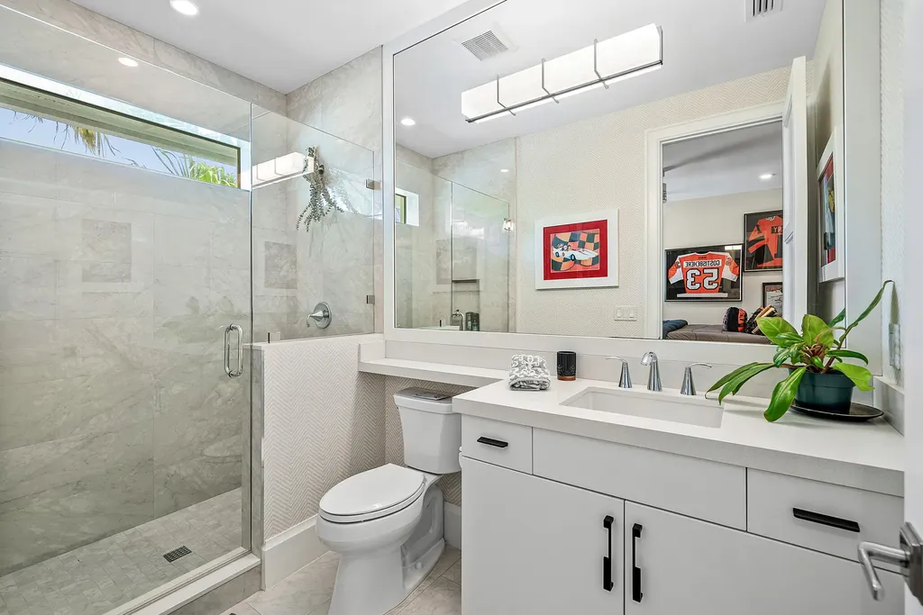 436 NE Wavecrest Way Boca Raton FL 33432
