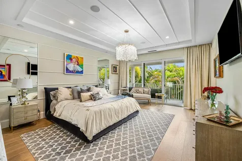 436 NE Wavecrest Way Boca Raton FL 33432