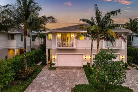 436 NE Wavecrest Way Boca Raton FL 33432