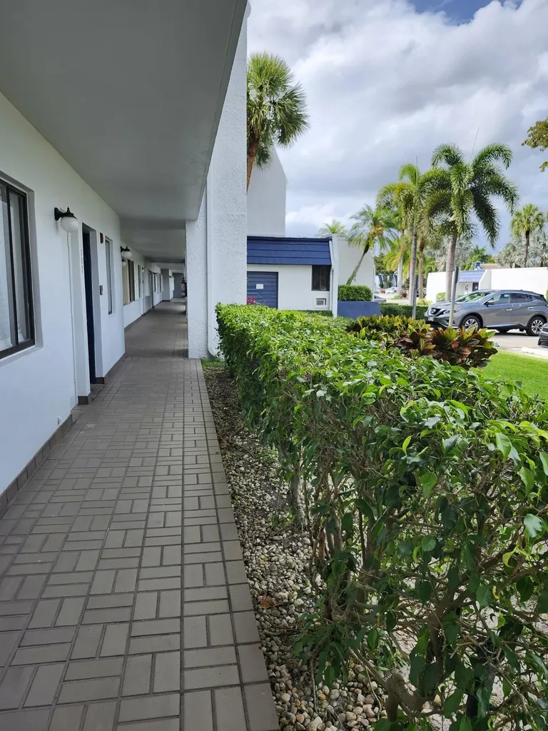 4471 Luxemburg Court Lake Worth FL 33467