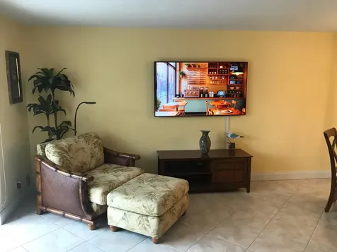 200 NE 14th Avenue Hallandale Beach FL 33009