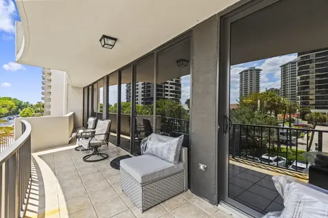 4200 N Ocean Drive Riviera Beach FL 33404