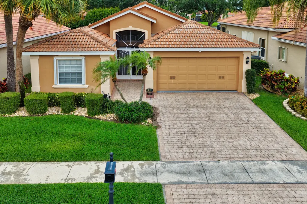 6585 Vía Vicenza Delray Beach FL 33446