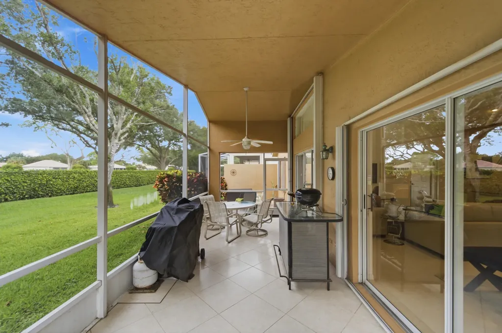 6585 Vía Vicenza Delray Beach FL 33446