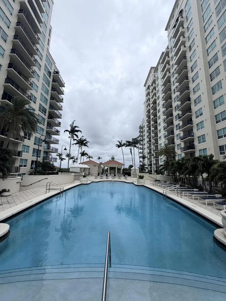 600 W Las Olas Boulevard Fort Lauderdale FL 33312