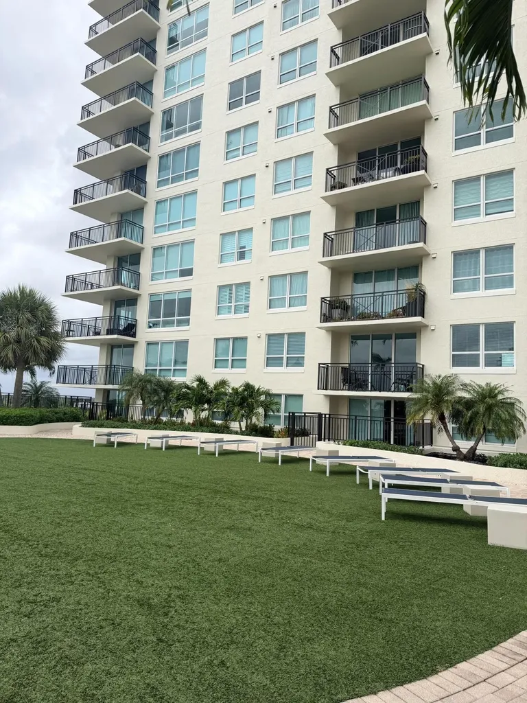 600 W Las Olas Boulevard Fort Lauderdale FL 33312