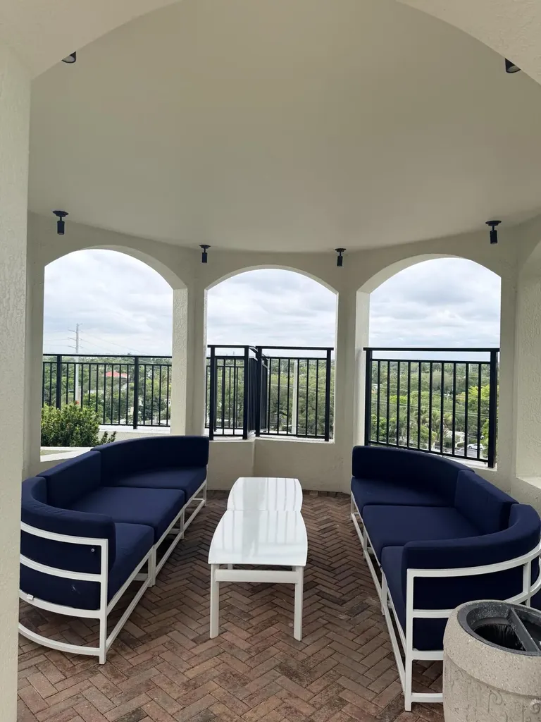 600 W Las Olas Boulevard Fort Lauderdale FL 33312