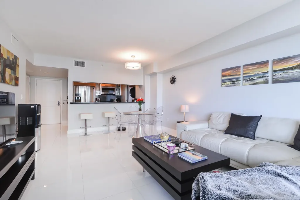 600 W Las Olas Boulevard Fort Lauderdale FL 33312