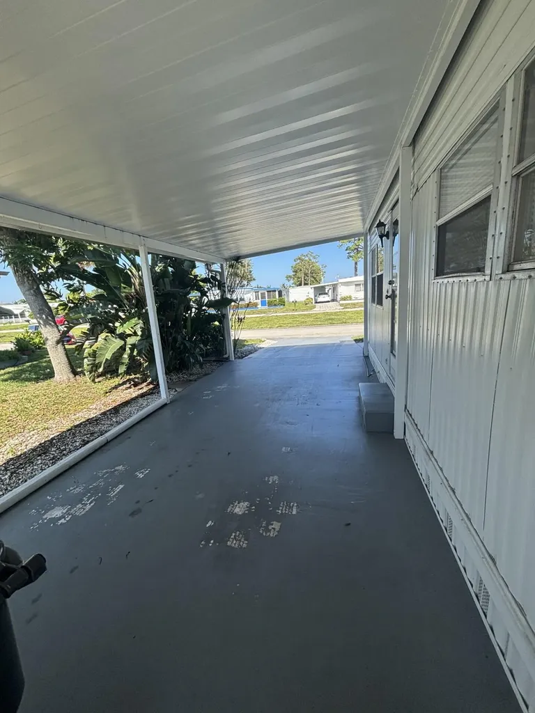 6445 Cypress Lane Atlantis FL 33462