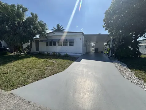 6445 Cypress Lane Atlantis FL 33462
