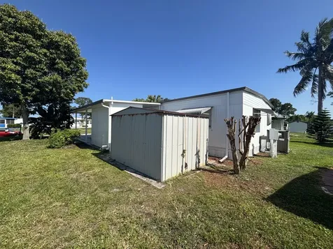6445 Cypress Lane Atlantis FL 33462