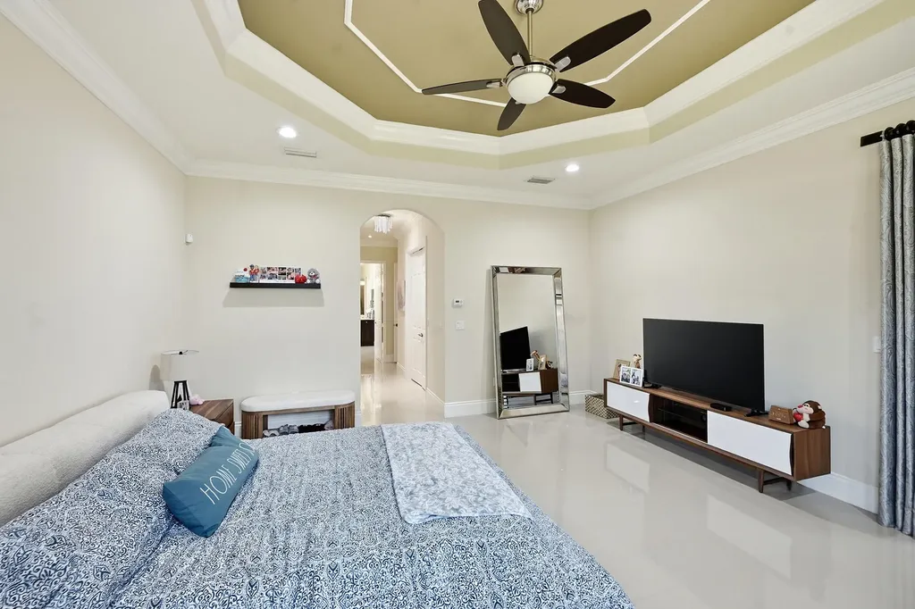 10469 Whitewind Circle Boynton Beach FL 33473