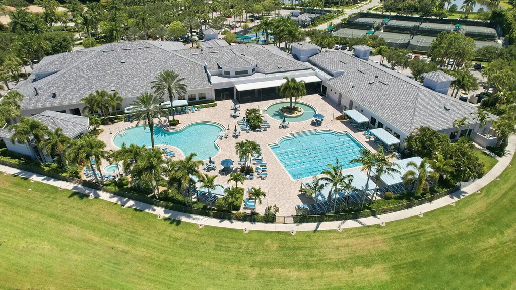 10469 Whitewind Circle Boynton Beach FL 33473