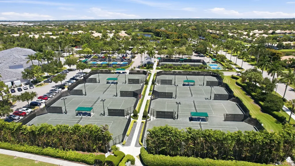 10469 Whitewind Circle Boynton Beach FL 33473