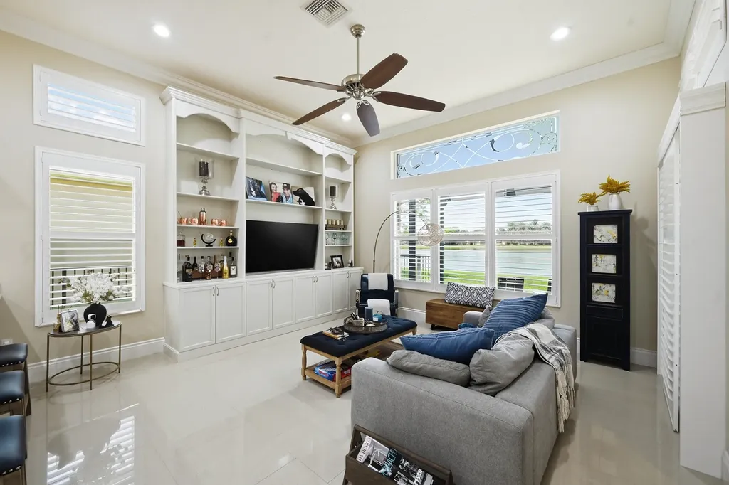 10469 Whitewind Circle Boynton Beach FL 33473