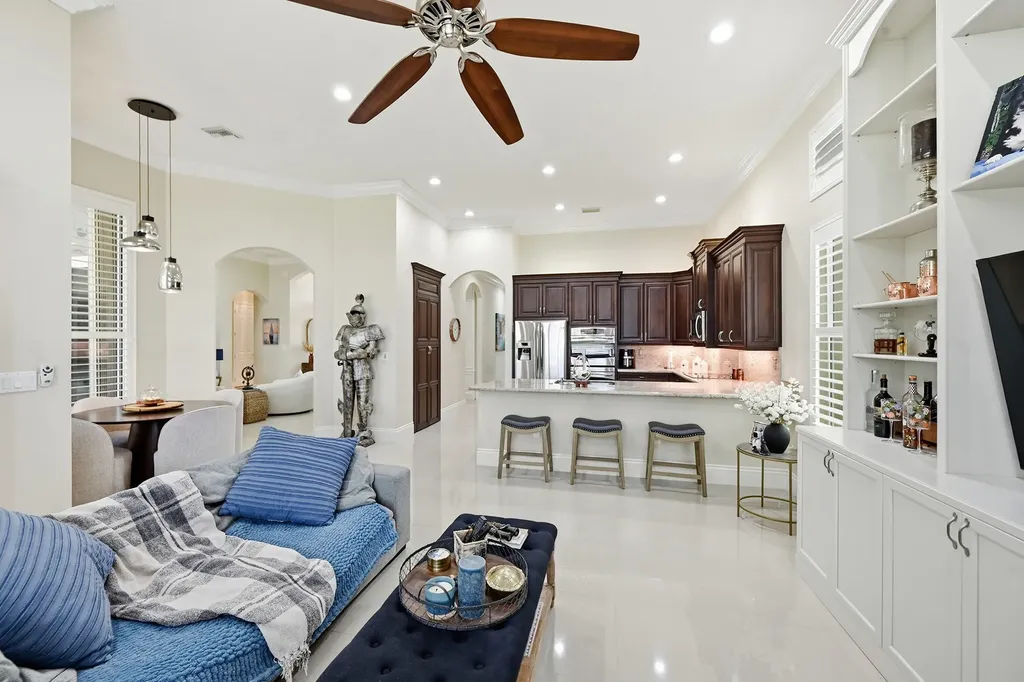 10469 Whitewind Circle Boynton Beach FL 33473